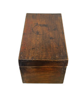 Carica l'immagine nel visualizzatore di Gallery, Scatola in legno, decorata a mano, orientale XIX secolo