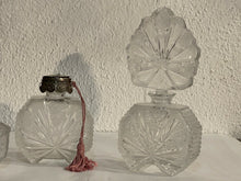 Carica l'immagine nel visualizzatore di Gallery, Tris da toiletta in cristallo in stile Art Déco