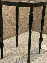 Carica l'immagine nel visualizzatore di Gallery, Tavolino da sala STEAMPUNK