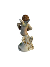Carica l'immagine nel visualizzatore di Gallery, Ceramica Capodimonte, angioletto musico, XX secolo