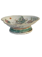 Carica l'immagine nel visualizzatore di Gallery, Piattino decorato cinese, epoca 1900