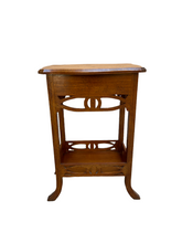 Carica l'immagine nel visualizzatore di Gallery, Mobiletto da lavoro Liberty, anni ’20-’30