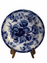 Carica l'immagine nel visualizzatore di Gallery, Set di tre piatti vittoriani, porcellana Wedgwood, Water Nymph, 1800