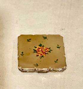 Porta cipria vintage, fondo oro, decoro floreale