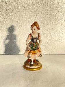 Statuina in ceramica vintage capodimonte