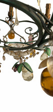 Carica l&#39;immagine nel visualizzatore di Gallery, Lampadario in ferro battuto, vintage, decorato da pendenti di varia forma e misura e tema floreale realizzati in vetro di Murano
